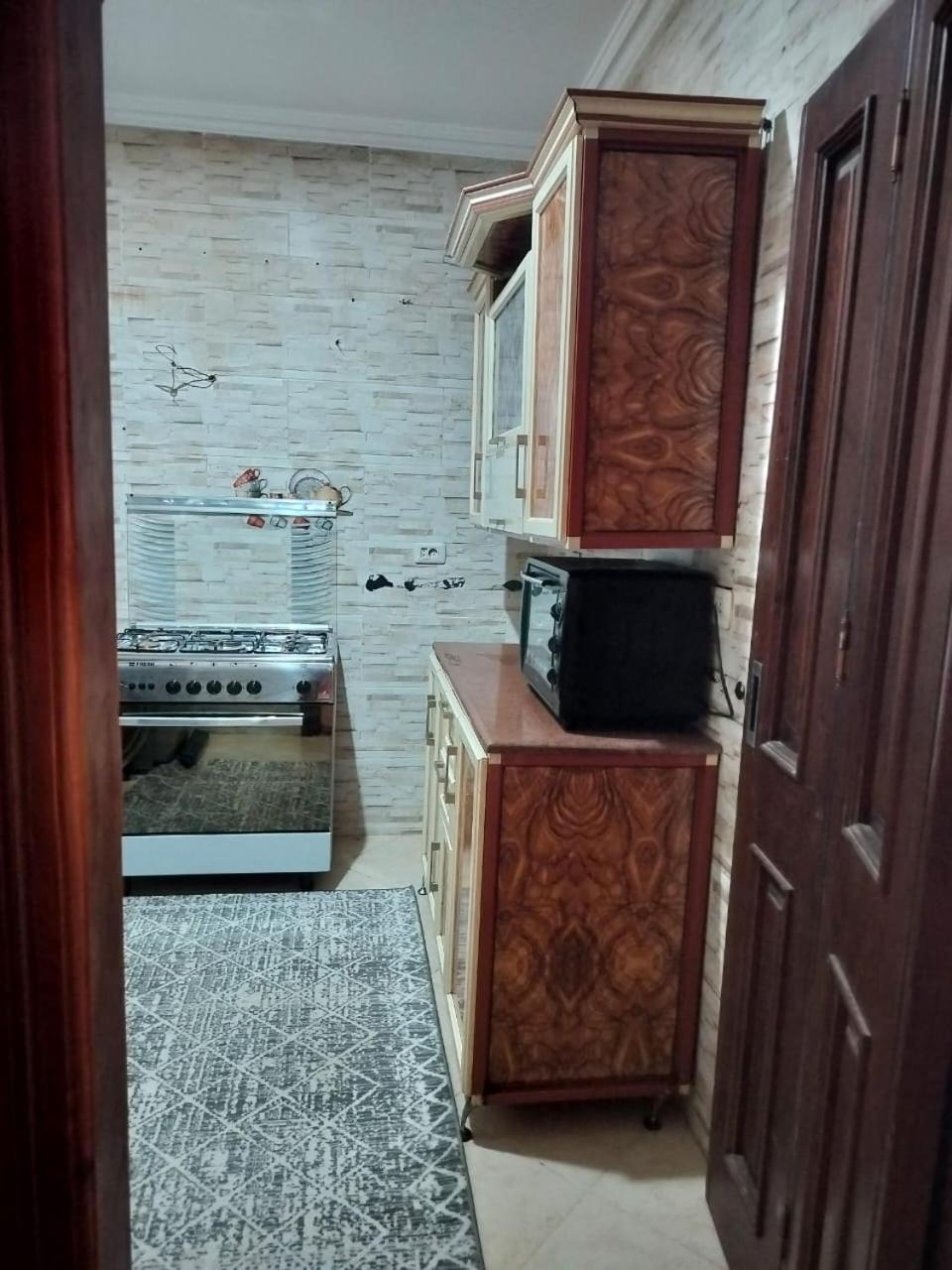 Three Bedrooms In Apartment